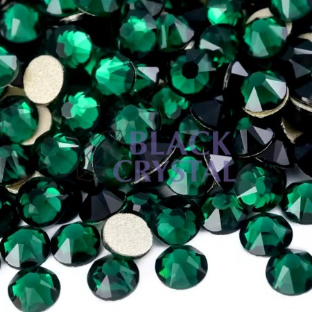 CYRKONIE EXELLENT EMERALD...