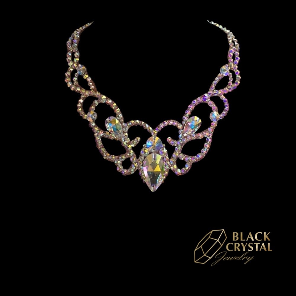 BALLROOM NECLACE