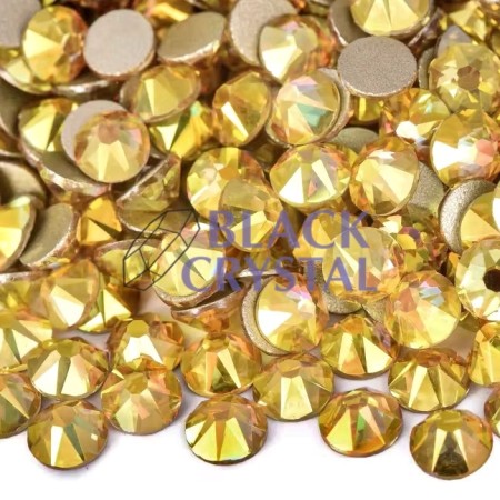 KRYSZTAŁKI DO UBRAŃ