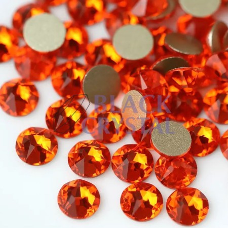 Pomarańczowe cyrkonie do przyklejania.