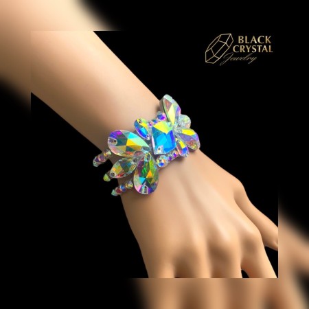 BRANSOLETKA DO TAŃCA Z KRYSZTAŁKAMI